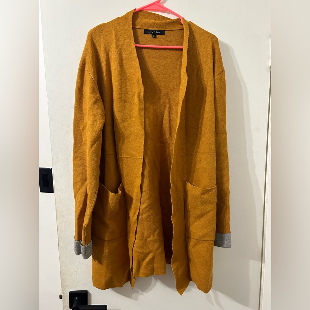 Comfy Cardigan that is great for work!